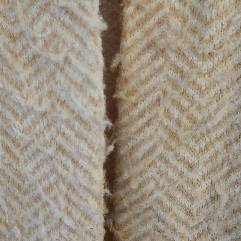 Duster - Picture 4 of 4
